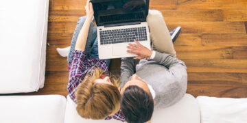 5 Wedding Planning Tasks You Can Complete From Your Couch